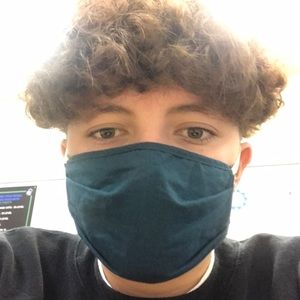 Meet your Posher, Casey